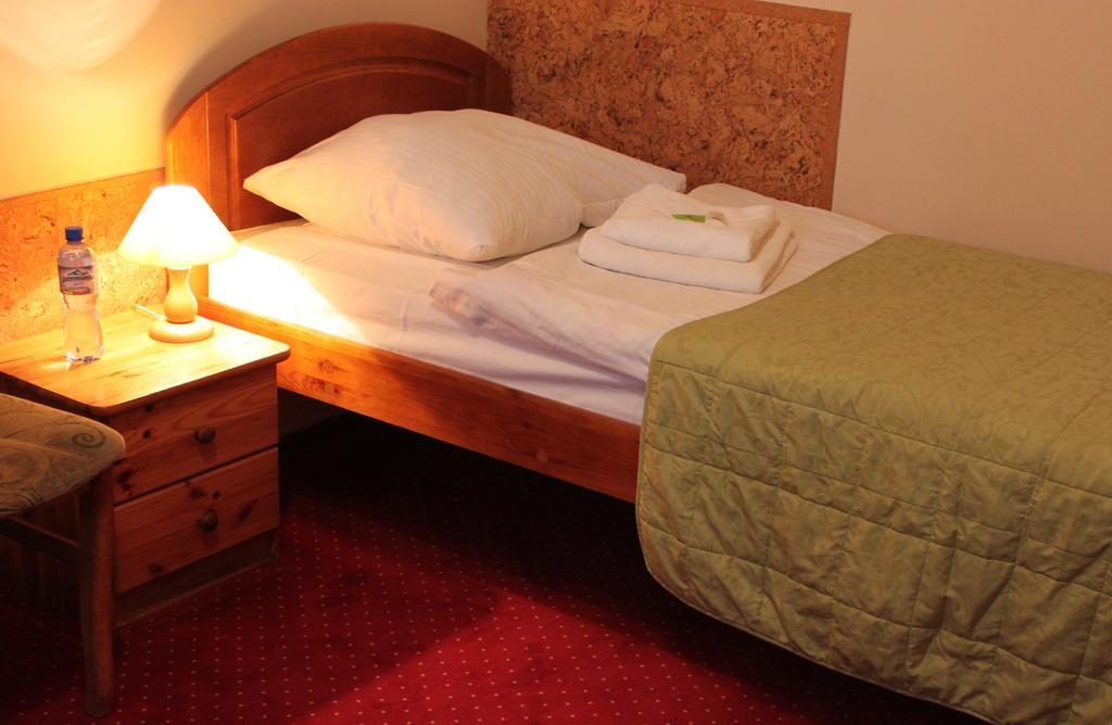 Hotel Dukat Biała Podlaska Quarto foto